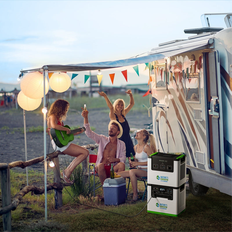 Nature's Generator Lithium 3600 Solar and Wind Generator NG3600